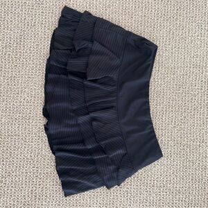 Lucky in Love Black Ruffled Skorts